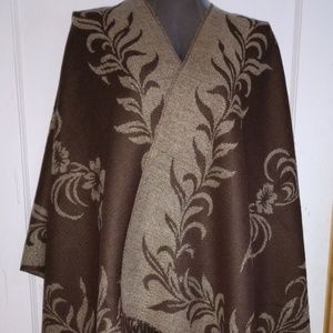 Shaw Wrap Poncho Afghan Brown Tan Reversible